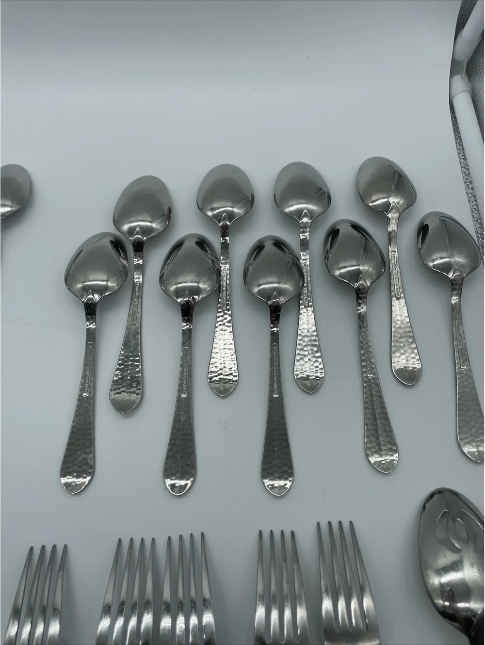 Reed & Barton  RDS299 Every Day Hammered Stainless 40 Pieces